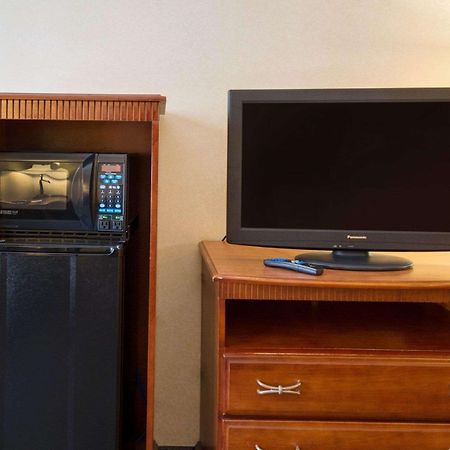 Quality Inn Takoma Park Екстер'єр фото