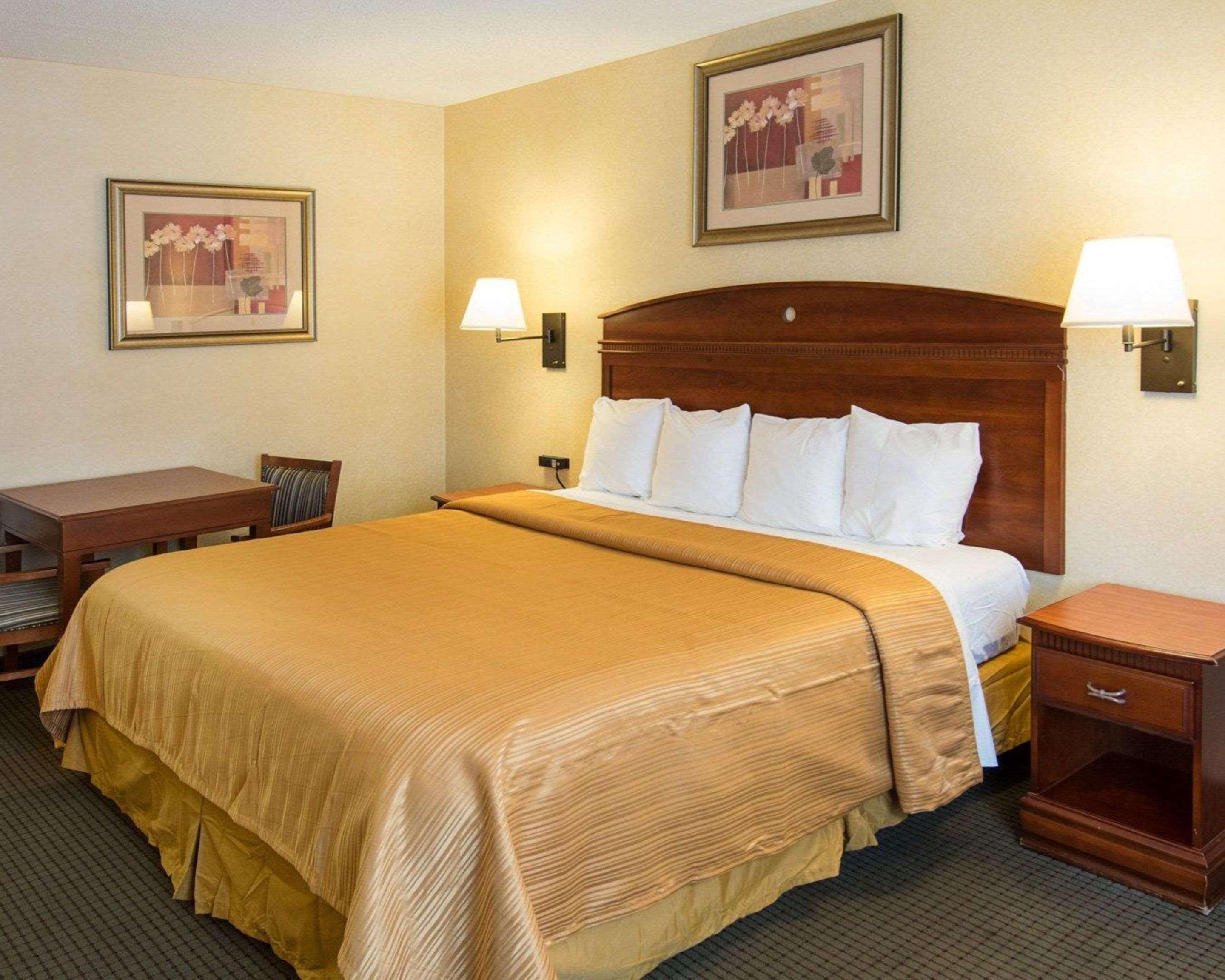 Quality Inn Takoma Park Екстер'єр фото