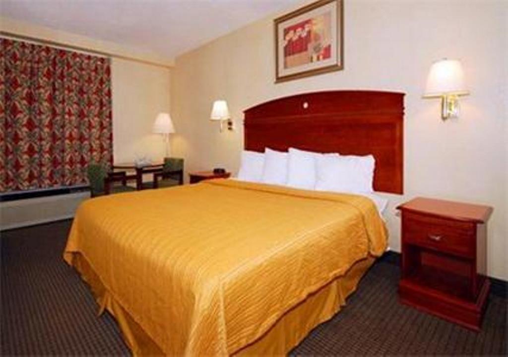 Quality Inn Takoma Park Екстер'єр фото