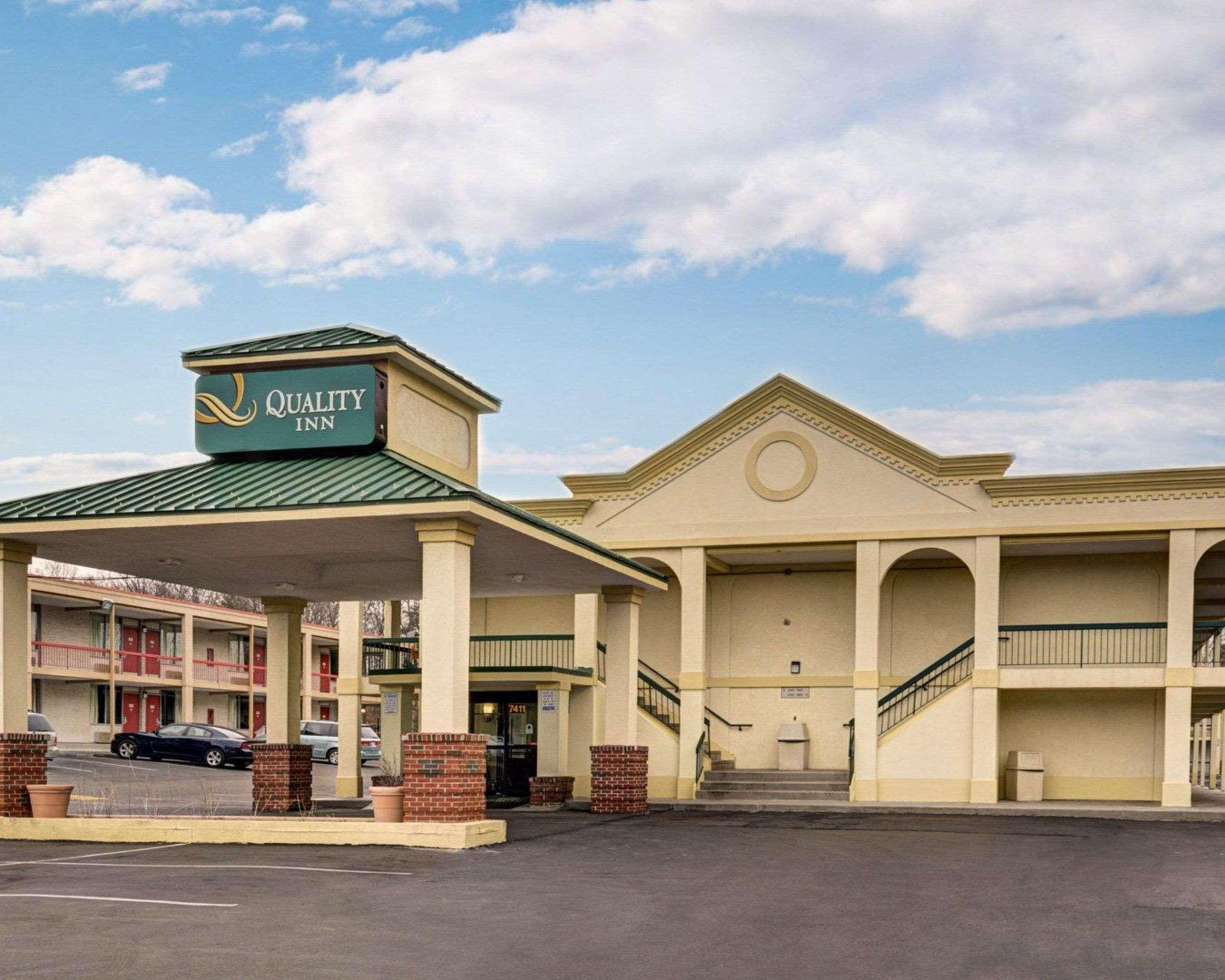Quality Inn Takoma Park Екстер'єр фото
