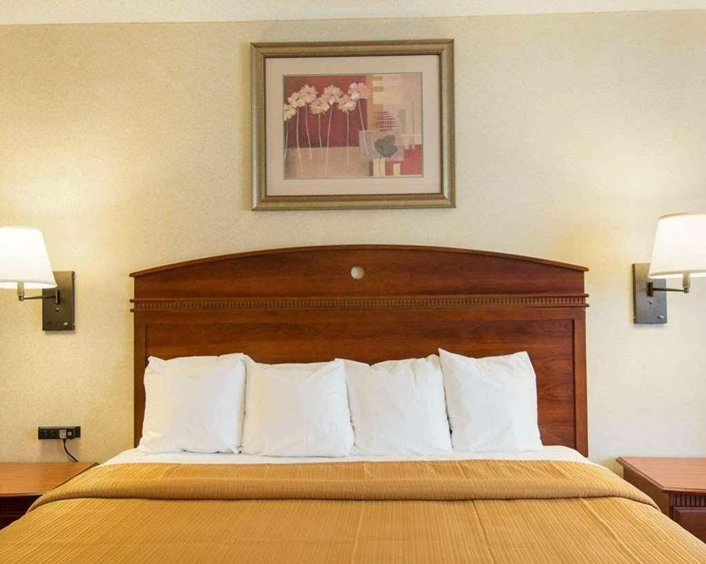 Quality Inn Takoma Park Екстер'єр фото