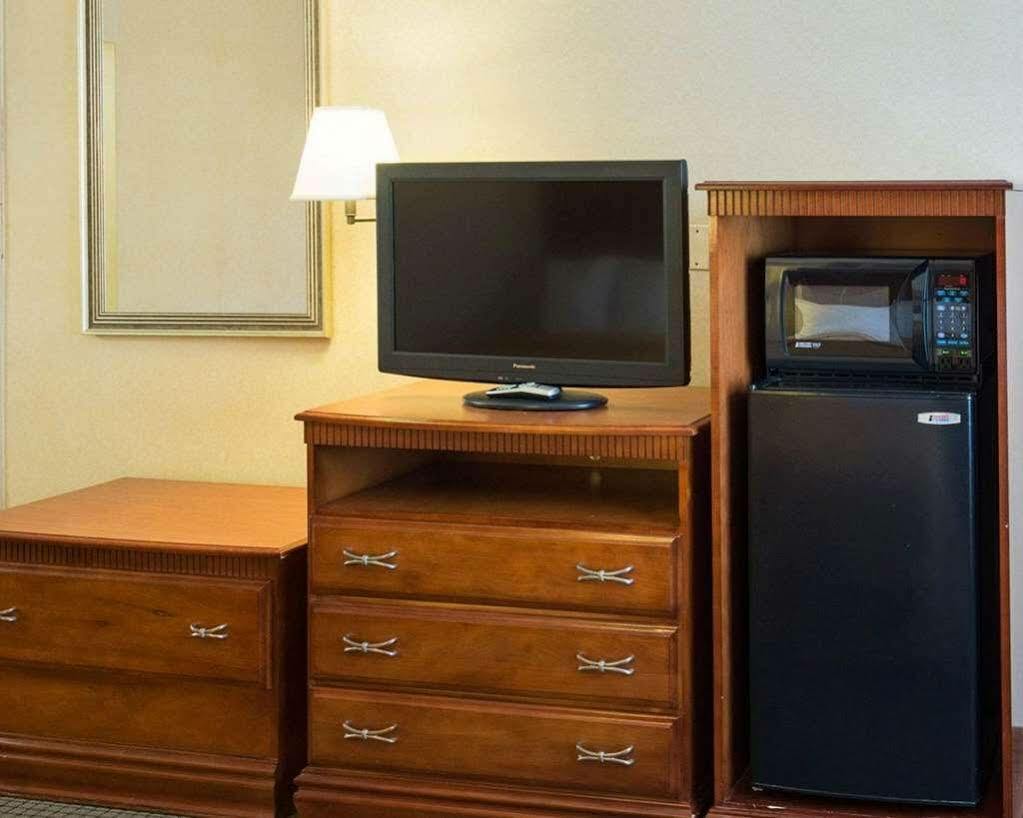 Quality Inn Takoma Park Екстер'єр фото