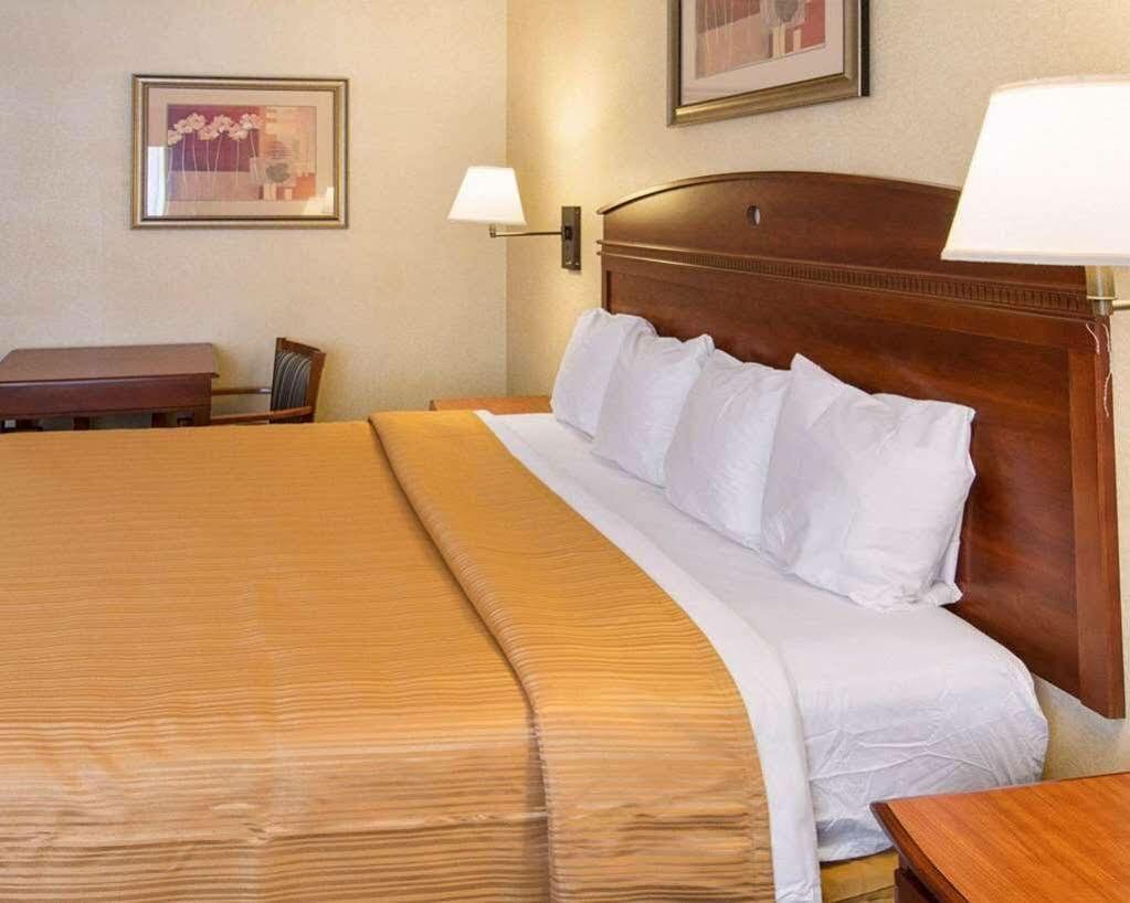 Quality Inn Takoma Park Екстер'єр фото